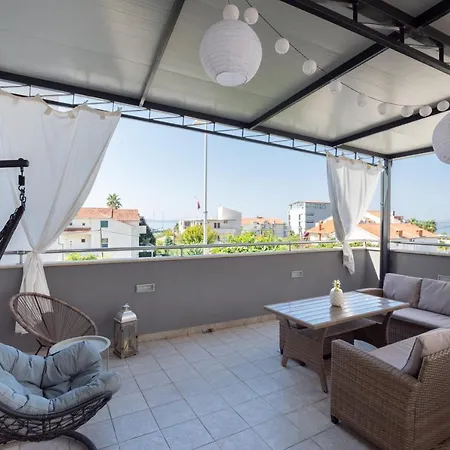 Holiday home Seaside Perla *