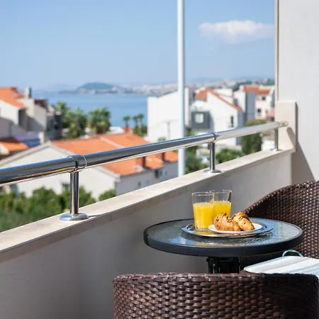 Seaside Perla Holiday home *