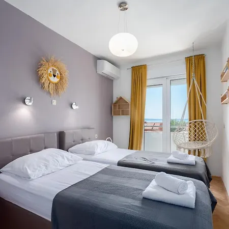 Holiday home Seaside Perla Podstrana